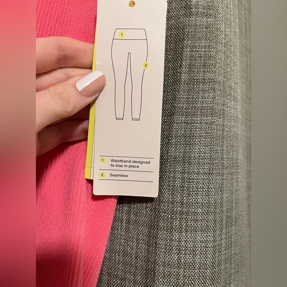 All in motion Pink Activewear Set - Picture 4 of 5